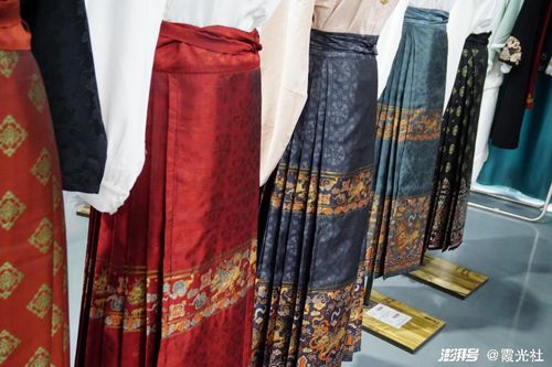 一線丨訪曹縣產業帶,看中國傳統服飾出海如何殺出一個春天