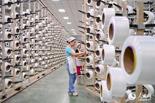 江西贛州 紡織企業出口訂單足生產忙