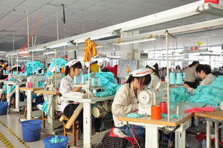 即墨市依人風(fēng)尚制衣廠 專業(yè)女裝制造，引領(lǐng)時(shí)尚潮流